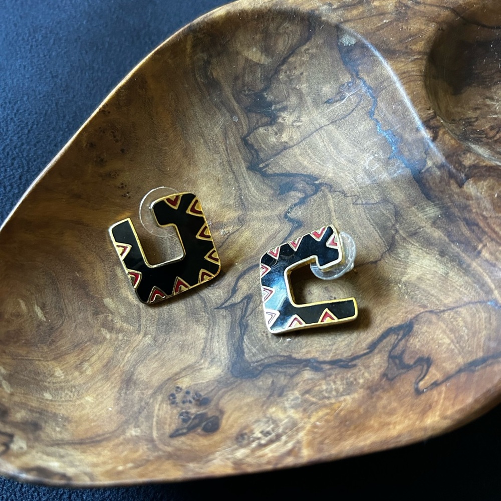 Laurel Burch "Galeza" earrings